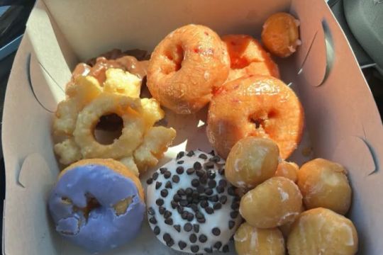 SUNRISE DONUTS