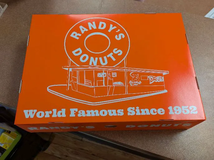 Randy's Donuts Picture 6