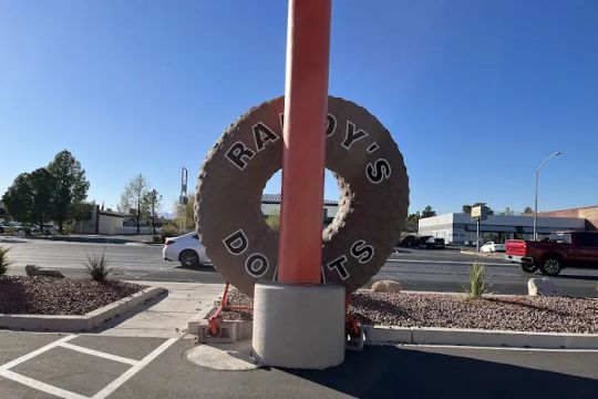 Randy's Donuts