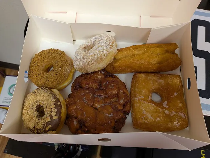 Randy's Donuts Picture 4