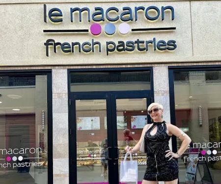 Le Macaron French Pastries Town Square