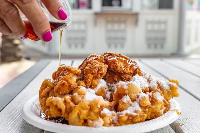 Braud's Funnel Cake Cafe Picture 6