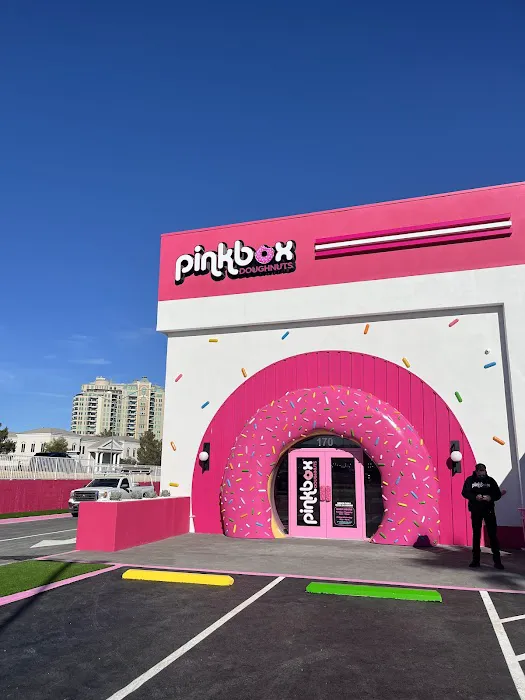 Pinkbox Doughnuts Picture 2