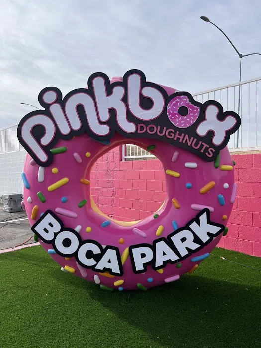 Pinkbox Doughnuts Picture 5