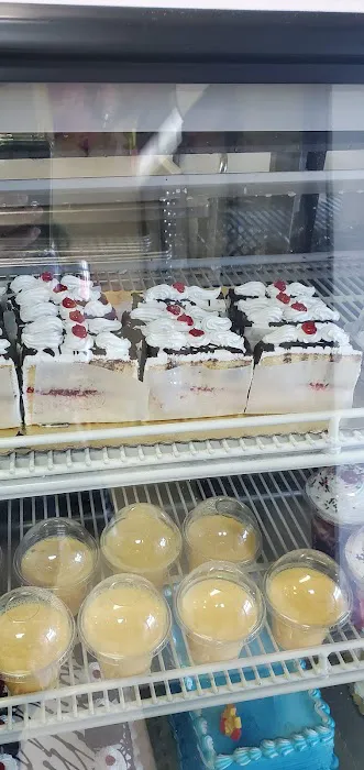 Panaderia Y Pasteleria Latina Picture 7