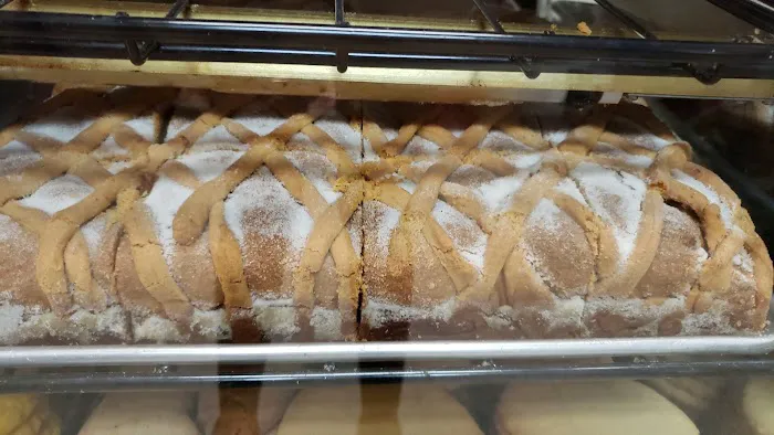 Panaderia Y Pasteleria Latina Picture 9