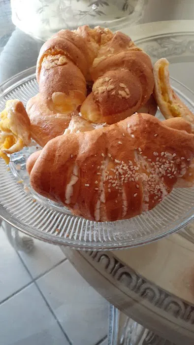 Panaderia Y Pasteleria Latina Picture 2