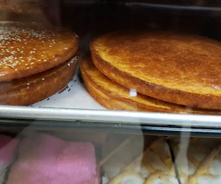 Panaderia Y Pasteleria Latina