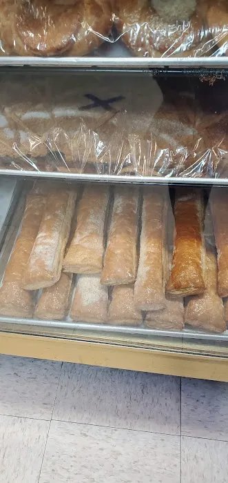 Panaderia Y Pasteleria Latina Picture 4