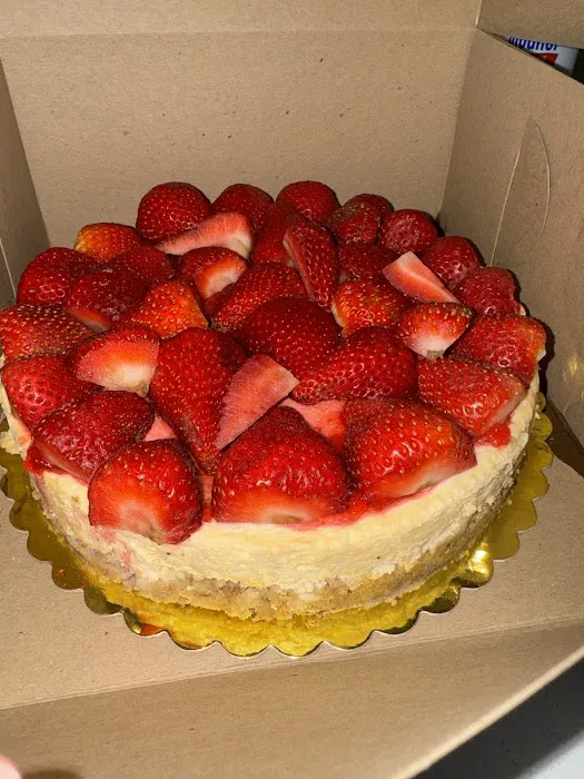 The Cheesecake Baker Picture 4