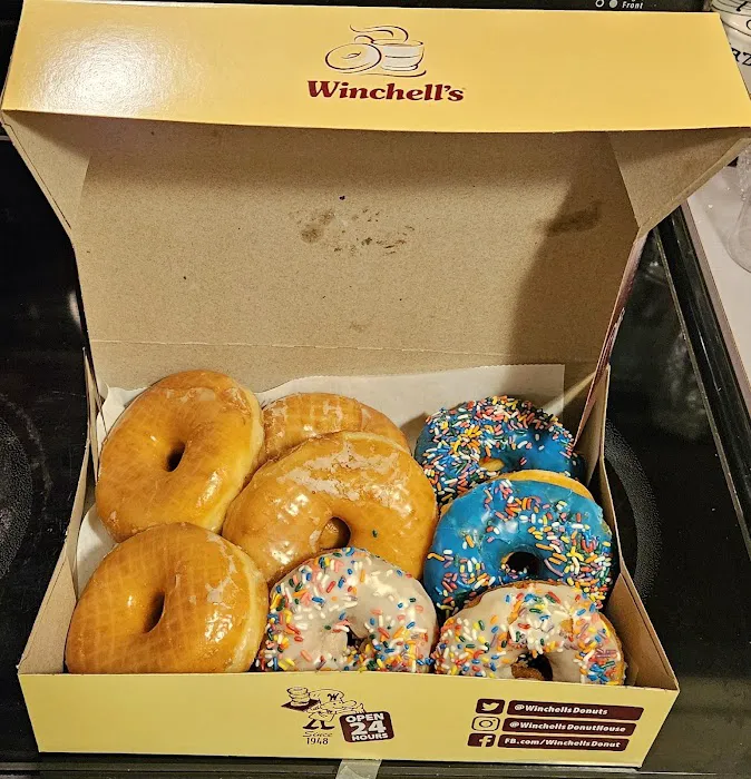 Winchell's Picture 10