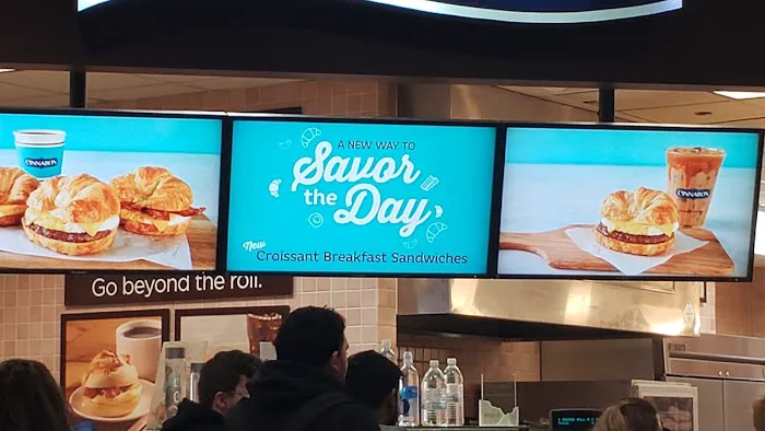 Cinnabon Picture 7
