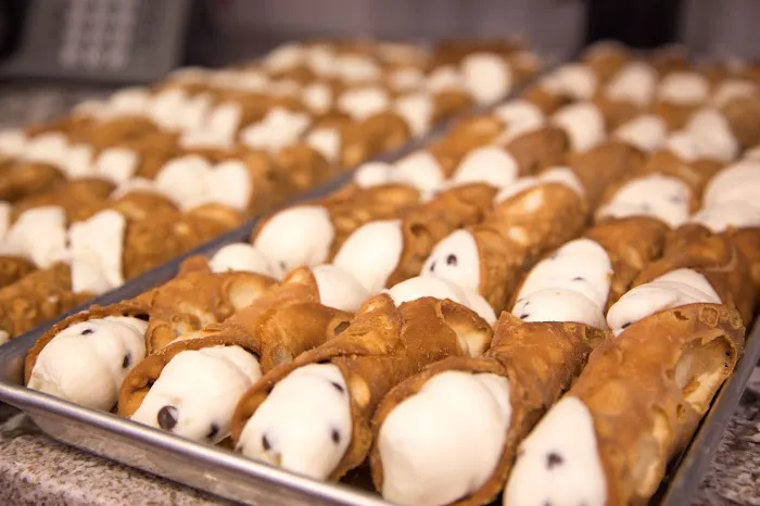 Carlo's Bakery Picture 5