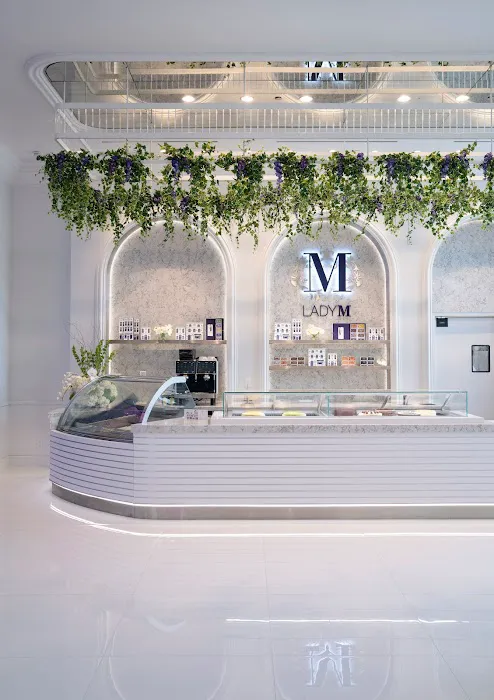 Lady M Cake Boutique - Las Vegas Picture 9