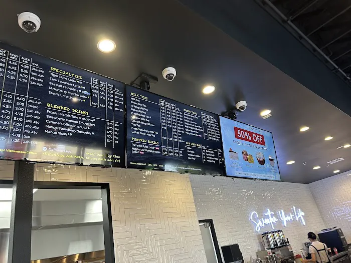 85°C Bakery Cafe - Enterprise Picture 4