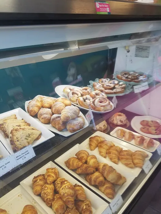 Sugar Bee's Bakery Picture 5