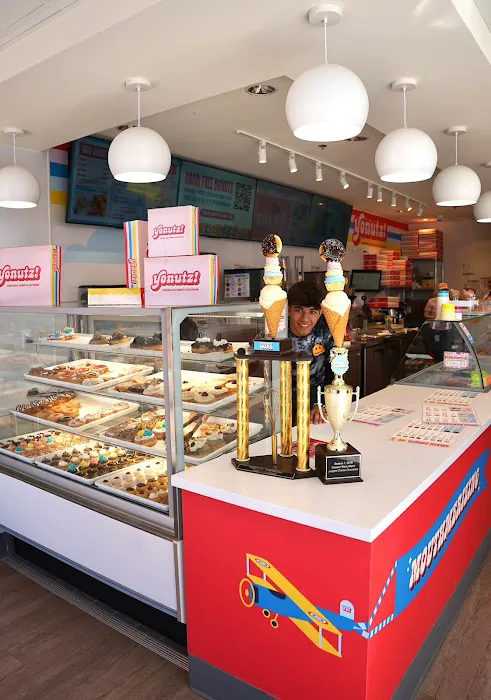 Yonutz Donuts and Ice Cream - Spring Valley Las Vegas Picture 10