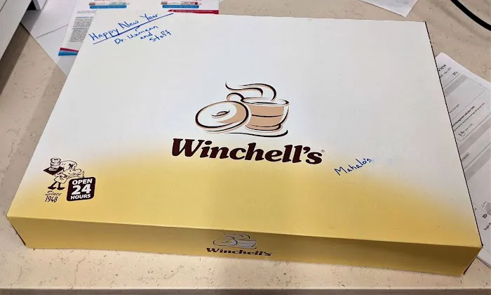 Winchell's Picture 6