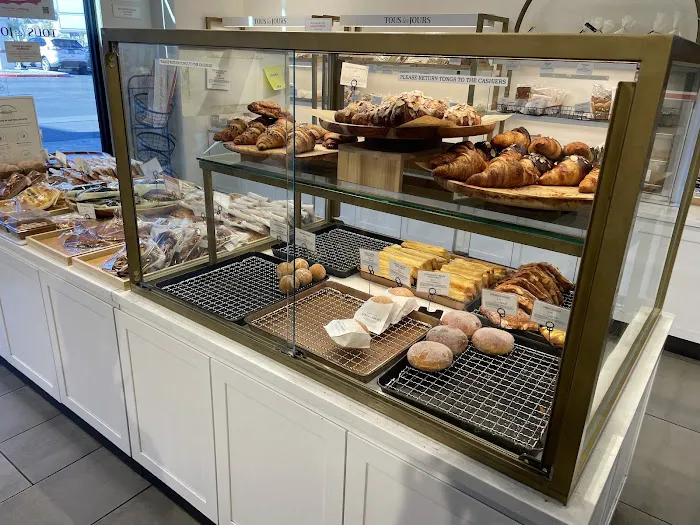 TOUS Les JOURS Cafe Picture 3