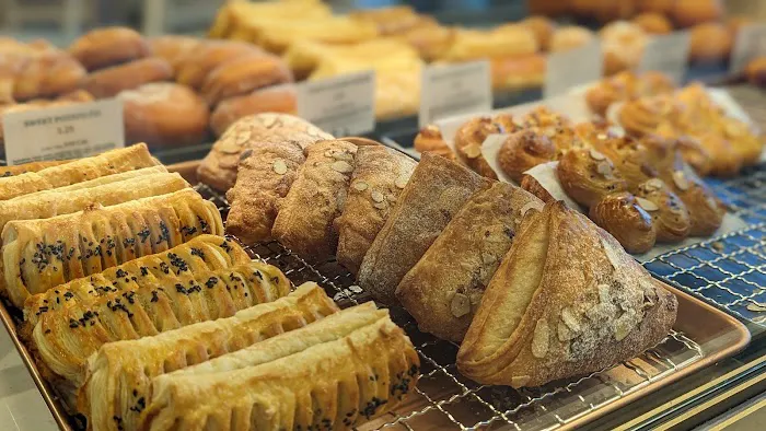 TOUS Les JOURS Cafe Picture 8