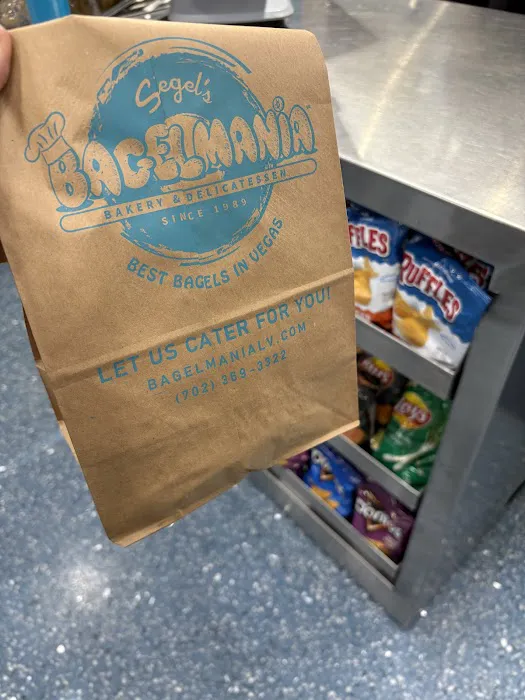Siegel's Bagelmania at LAS Picture 4