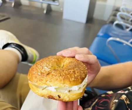 Siegel's Bagelmania at LAS