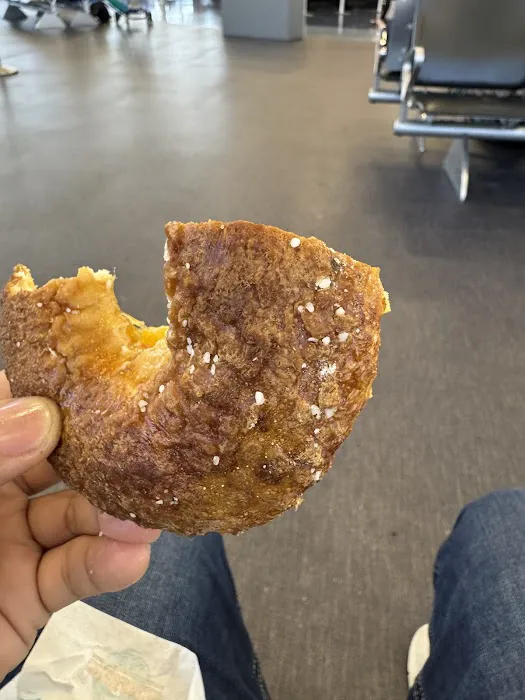 Siegel's Bagelmania at LAS Picture 8