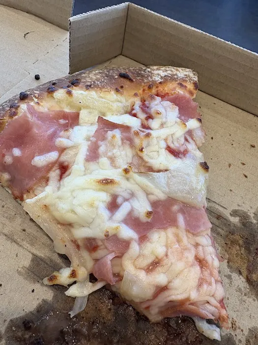 Little Tony's Pizzeria Picture 1