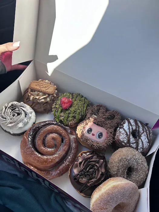 Pinkbox Doughnuts Picture 3