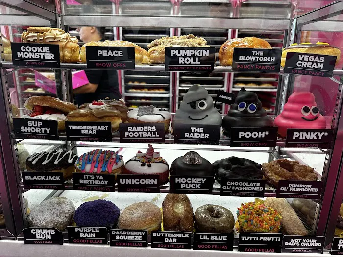 Pinkbox Doughnuts Picture 4