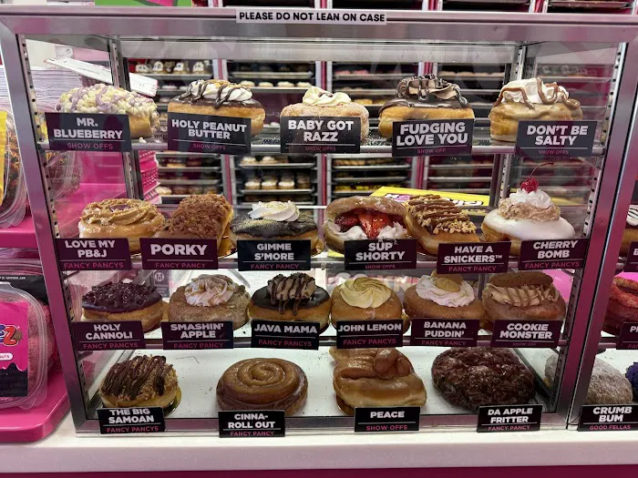 Pinkbox Doughnuts Picture 5