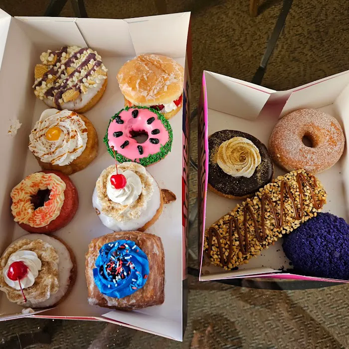 Pinkbox Doughnuts Picture 10