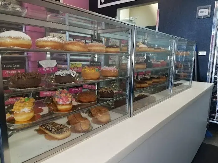 Pinkbox Doughnuts Picture 1