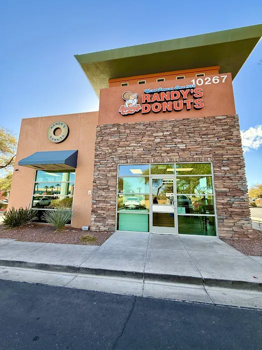 Randy's Donuts Picture 4