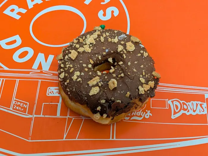 Randy's Donuts Picture 6