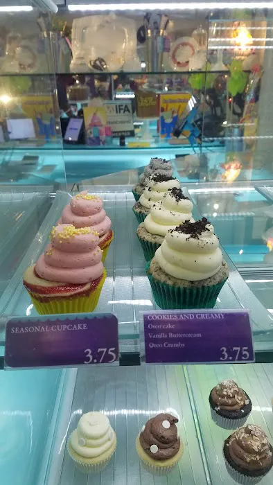 Wonderland Bakery- Logo Cookies, Logo Gift Baskets, Gingerbread Cookies & Gifts Picture 8