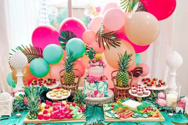 Wonderland Bakery- Logo Cookies, Logo Gift Baskets, Gingerbread Cookies & Gifts