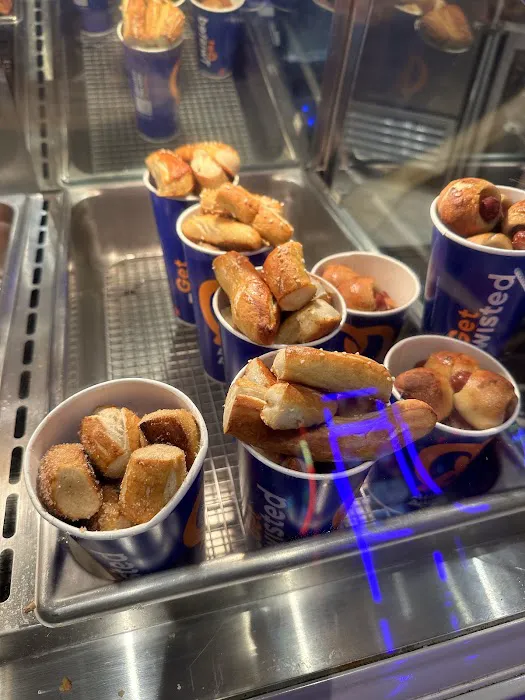 Auntie Anne's Picture 6