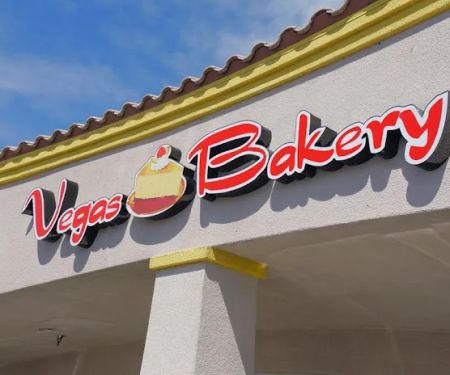 Vegas Bakery