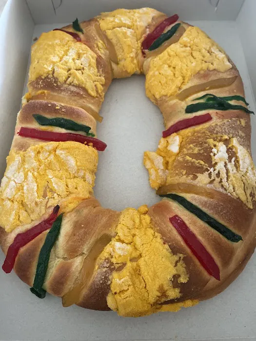Tricolor Bakery Picture 1