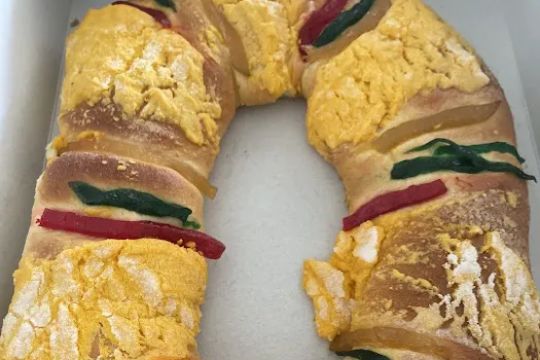 Tricolor Bakery