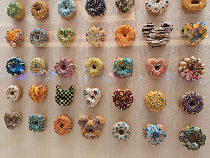 Randy’s Donuts Picture 4