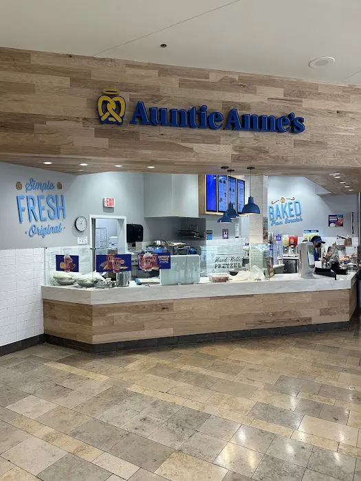 Auntie Anne's Picture 6