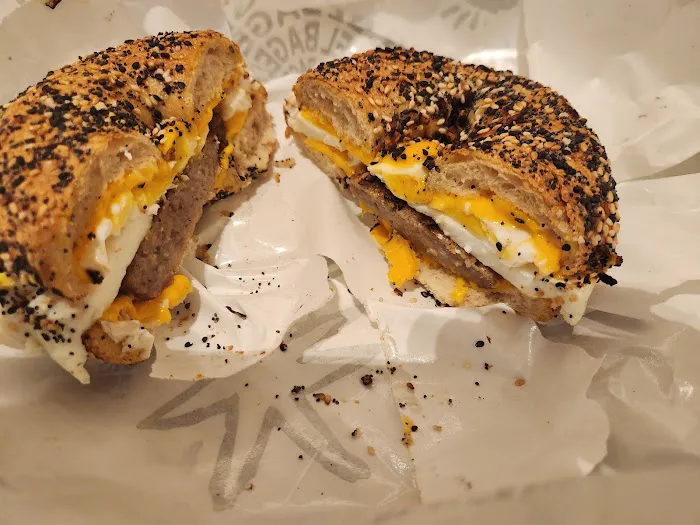 El Bagel Picture 10