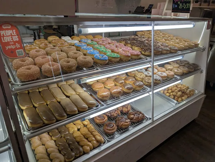LV Donuts Picture 9