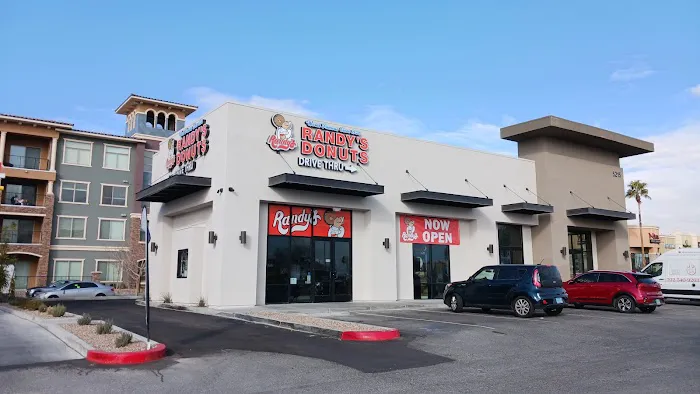 Randy's Donuts Picture 3