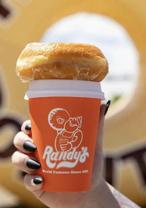 Randy's Donuts Picture 9