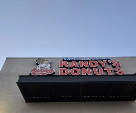 Randy's Donuts