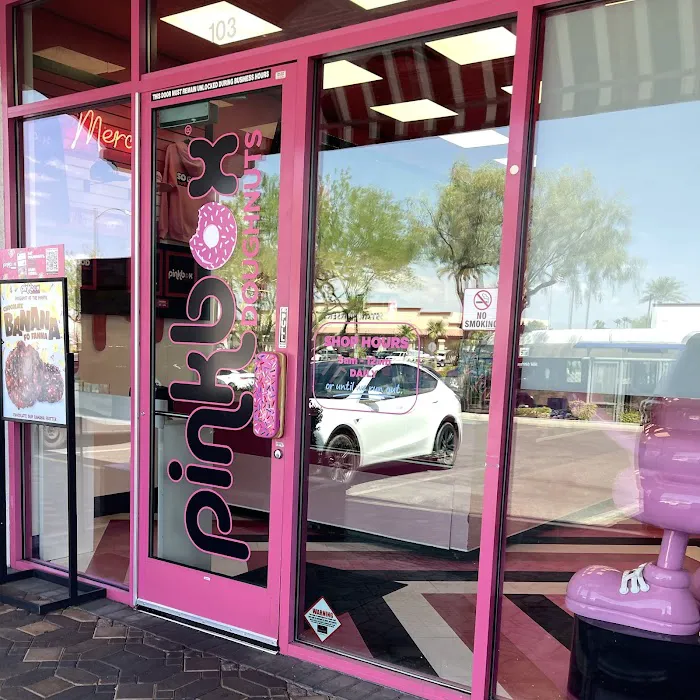 Pinkbox Doughnuts Picture 2