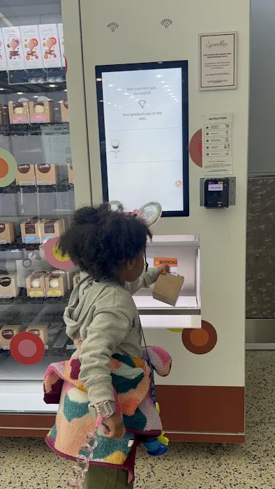 Sprinkles Harry Reid International Airport ATMs Picture 1